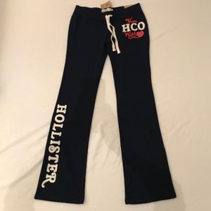NWT Hollister Logo Bootcut Sweatpants NAVY S